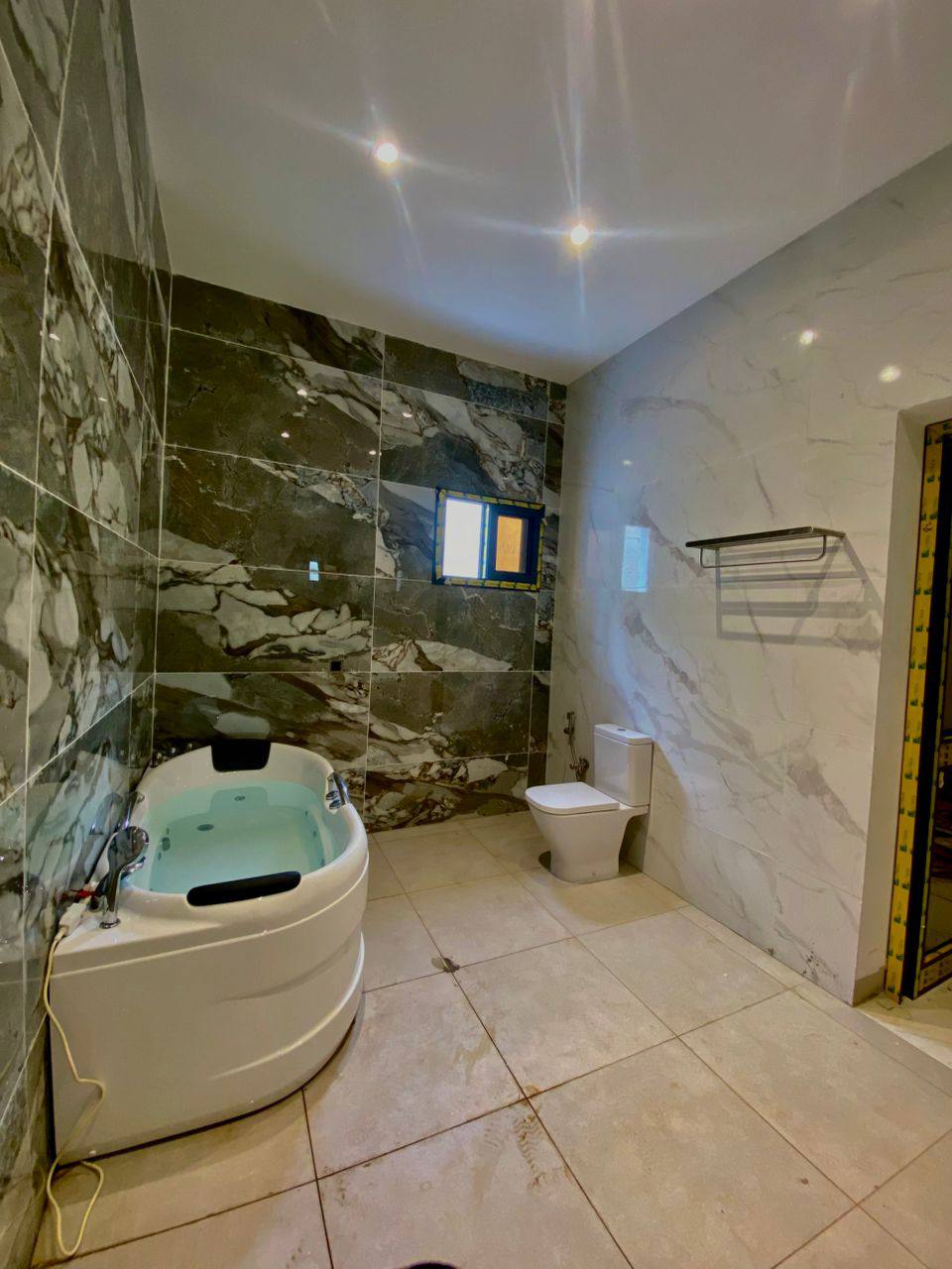 VILLA DUPLEX a vendre AU TOGO - Lomé - Photo 3